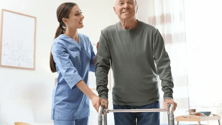 Quanto tempo leva a recuperação de cirurgia de prótese de quadril
